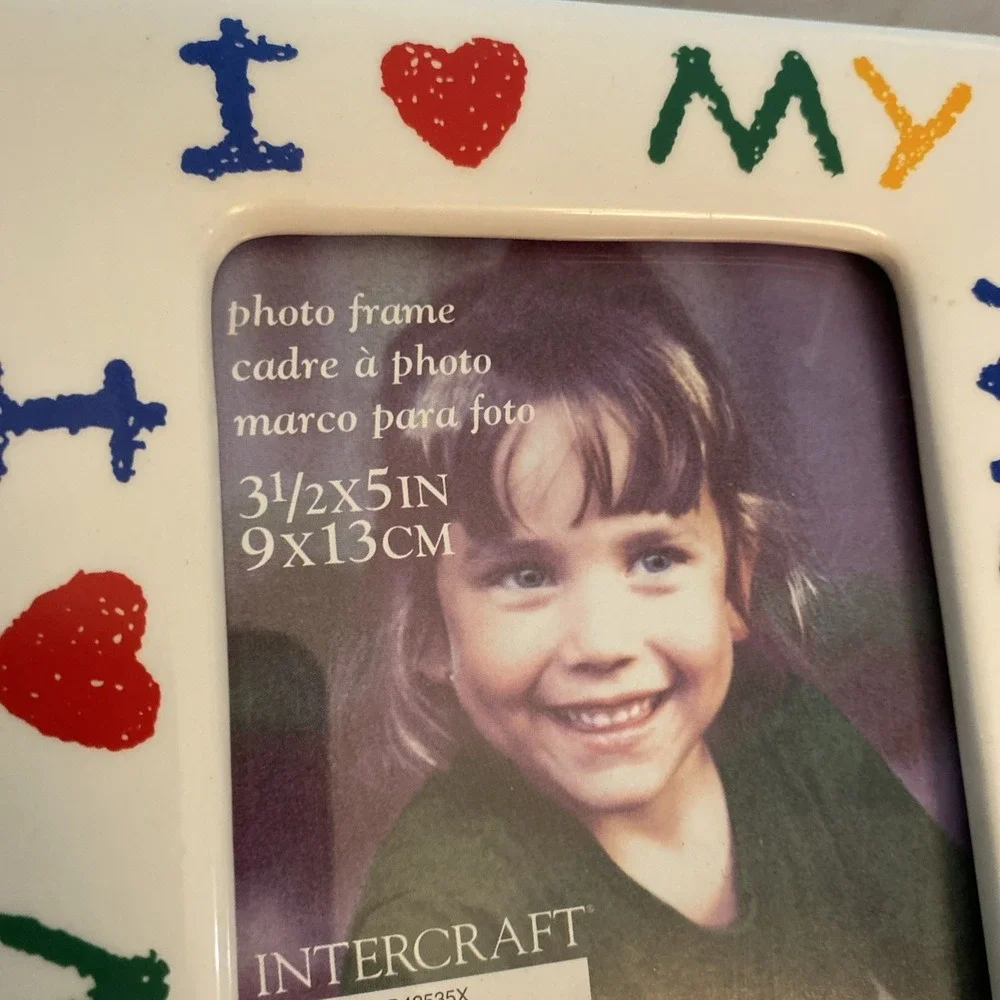 VINTAGE 1998 INTERCRAFT CERAMIC PHOTO FRAME CRAYON-STYLE PRINT 